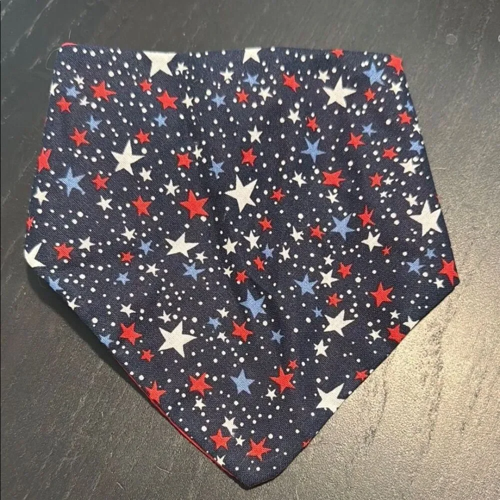Bandana for cats or small dogs with patriotic star pattern